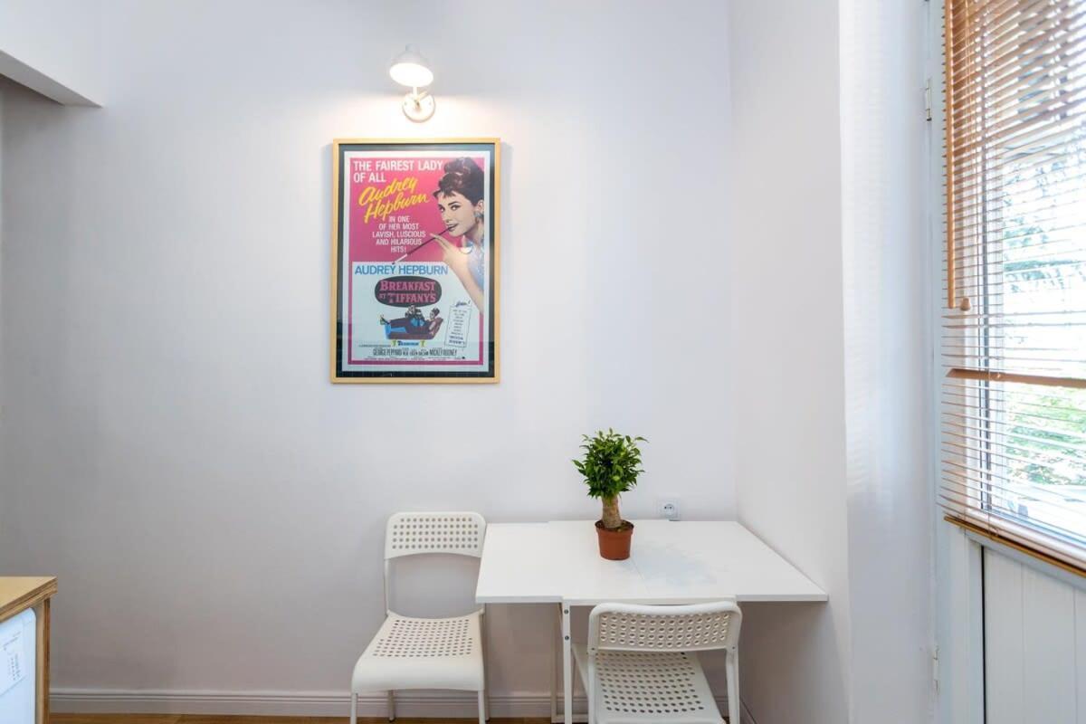 Central Vera Studio - Ideal For 3 - By Wehost Tbilissi Extérieur photo
