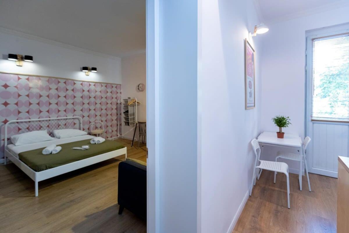 Central Vera Studio - Ideal For 3 - By Wehost Tbilissi Extérieur photo